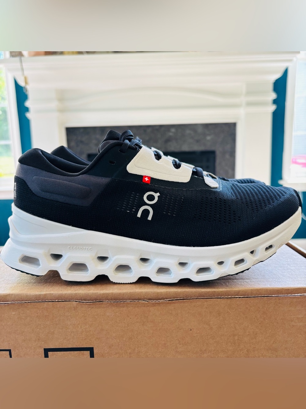 Sz 9 ON Cloudstratus 3 Women’s Running Shoes Sneakers Black/Frost 3WD30121197